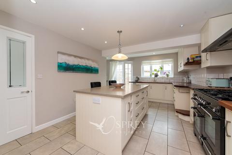 3 bedroom end of terrace house for sale, Bellamy Road, Northamptonshire PE8