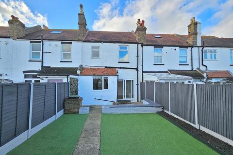 4 bedroom terraced house for sale, Sandown Drive, Herne Bay, CT6 8QJ