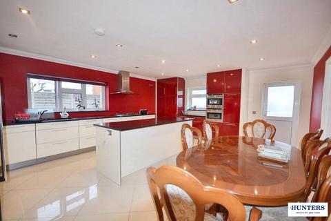 5 bedroom semi-detached house for sale, Uxendon Hill, Wembley