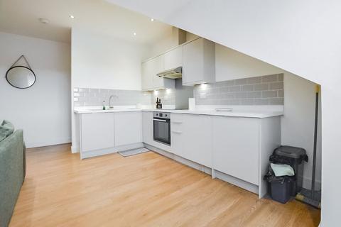 2 bedroom penthouse for sale, Bradley Court, Roberts Road, Basildon, Essex, SS15