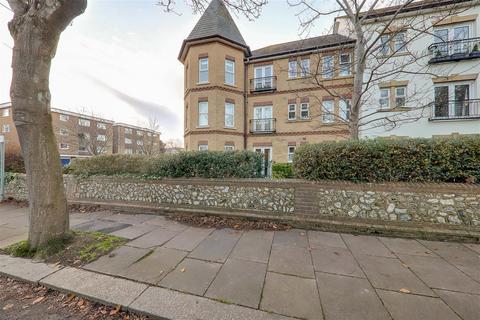 2 bedroom retirement property for sale, Shelley Road, Worthing BN11