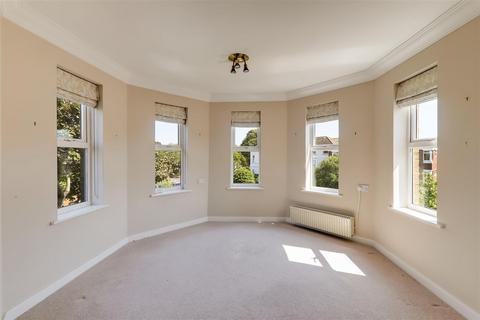 2 bedroom retirement property for sale, Shelley Road, Worthing BN11