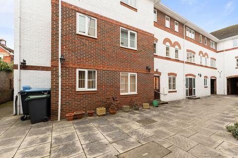 2 bedroom ground floor flat for sale, Three Cuppes Lane, Salisbury SP1