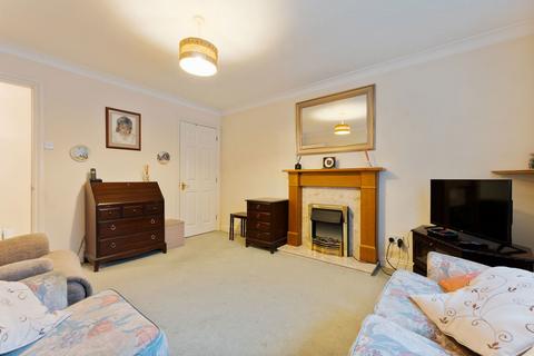 2 bedroom ground floor flat for sale, Three Cuppes Lane, Salisbury SP1