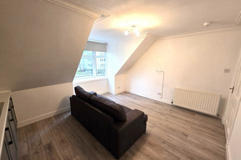 2 bedroom flat to rent, Rose Street, City Centre, Aberdeen, AB10