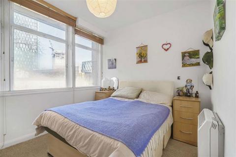 1 bedroom flat for sale, Newington Causeway, London SE1