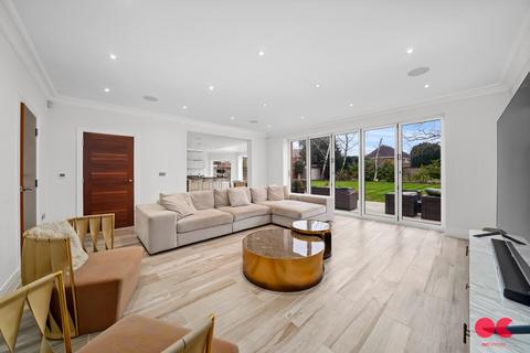 6 bedroom detached house for sale, Parkstone Avenue, Emerson Park RM11