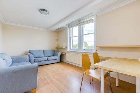 1 bedroom flat for sale, Clapham Common South Side, Clapham South, London