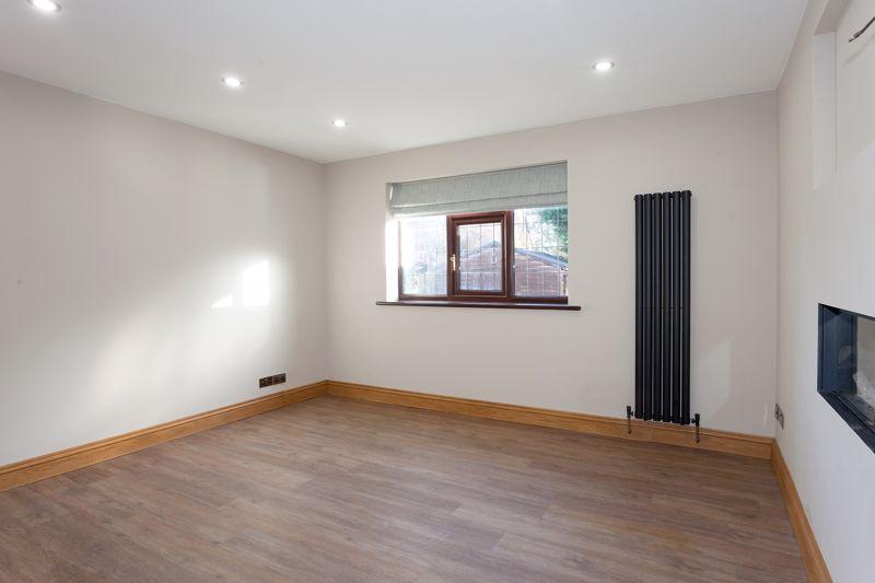 Dining room/bedroom