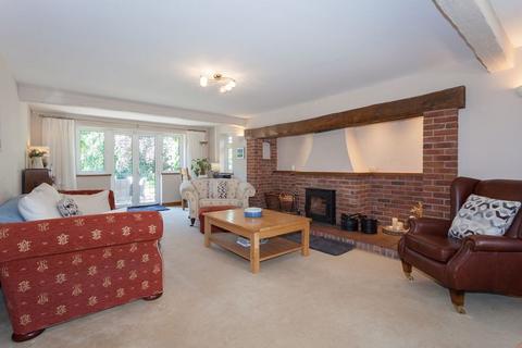 4 bedroom detached house for sale, Manor House Lane, Congleton