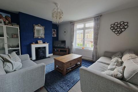 15 Sandwich Road, Eythorne, Dover, CT15 4AA