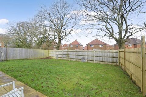 4 bedroom detached house for sale, Sweeters Field, Alfold