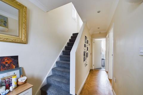 79 Crossland Crescent, Wolverhampton, WV6 9LA
