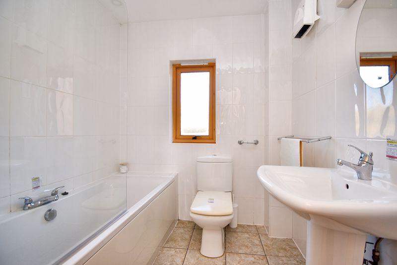 Lodge Bathroom