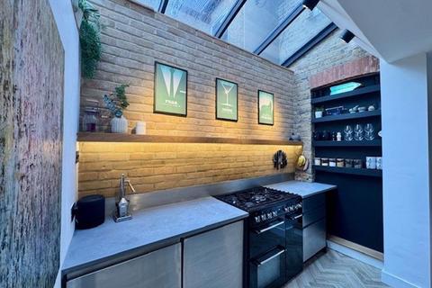 70 Heathfield Road, Bromley, BR1 3RW
