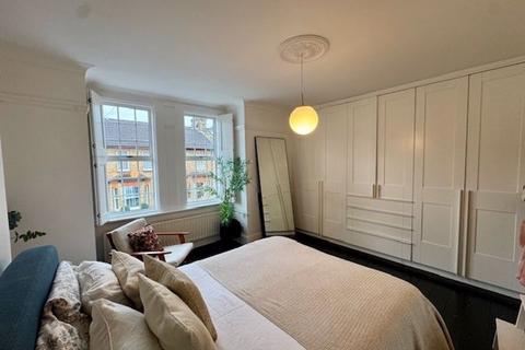 70 Heathfield Road, Bromley, BR1 3RW