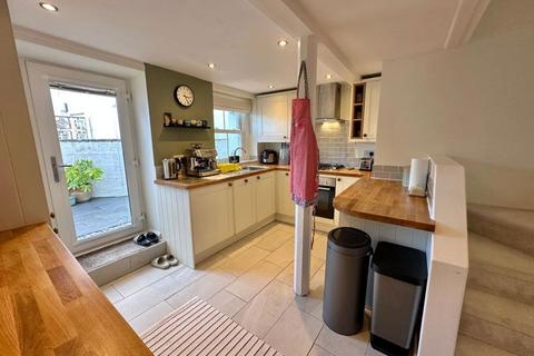 2 bedroom cottage for sale, Carclew Street, Truro