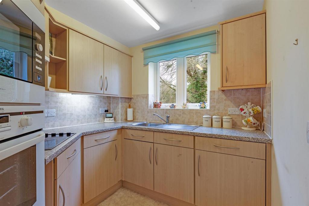 05-6a5c PDMCS20 Sanders Court (13)-medium.jpg