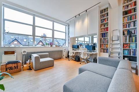 2 bedroom flat for sale, Corsica Street, Highbury and Islington, London, N5