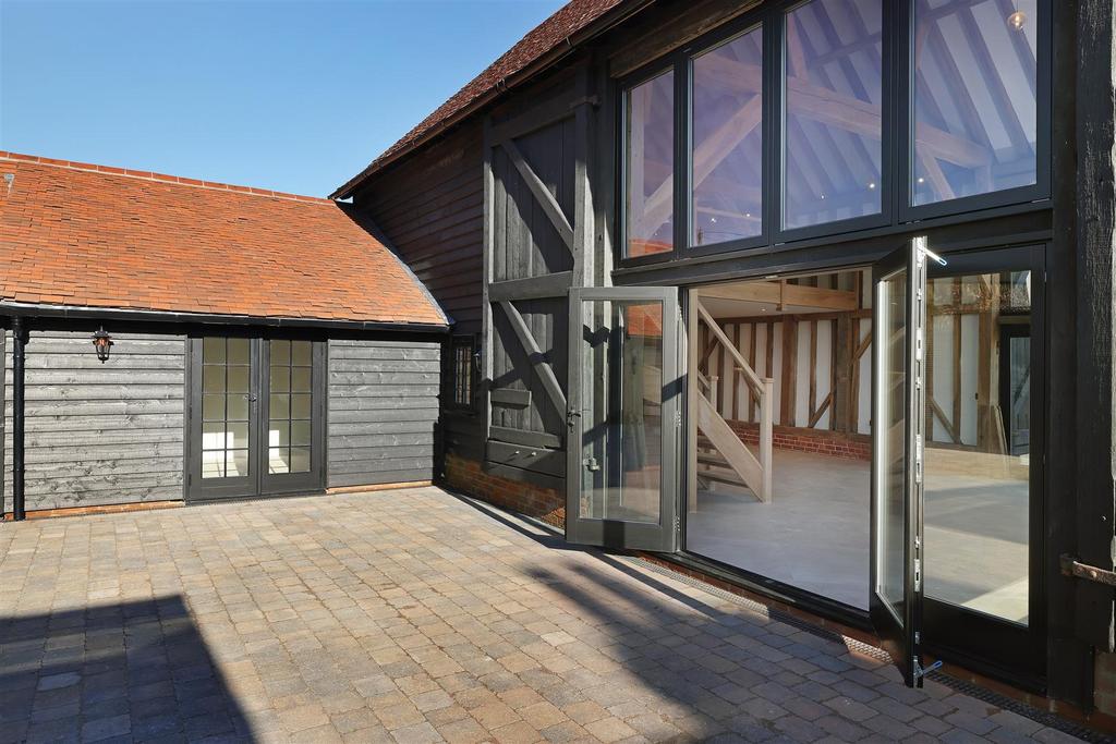 Lower Dux Fm-Williams Barn-Jan25-0647.jpg