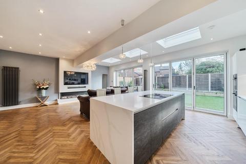 4 bedroom detached house for sale, Folly Lane, South Swinton, Manchester
