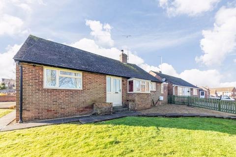 2 bedroom detached bungalow for sale, Queensway, Banbury