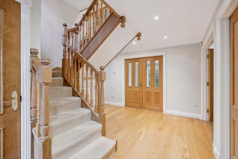 7 bedroom detached house for sale, Central Princes Risborough