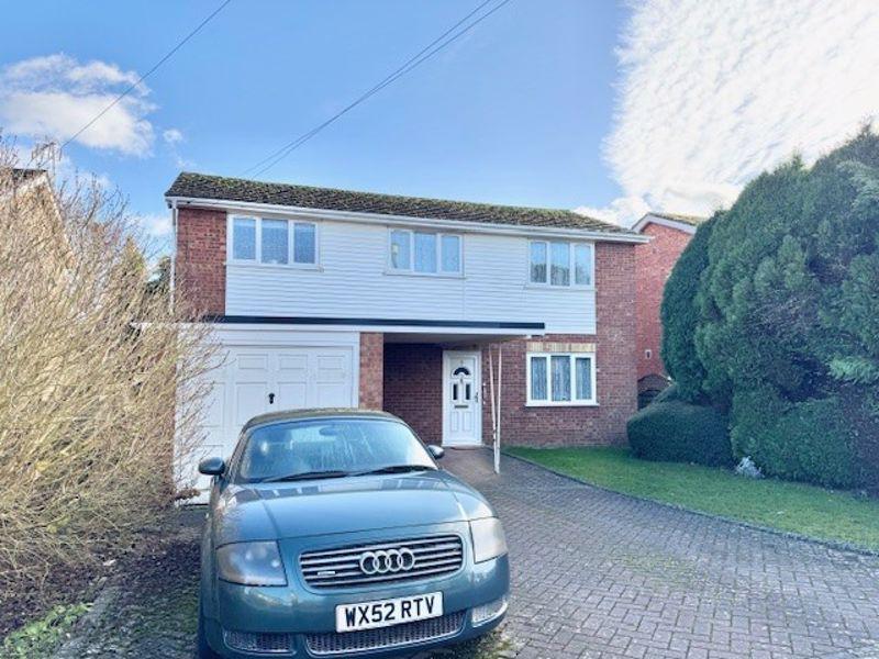 The Paddocks High Roding The Paddocks, High Wycombe HP12 4 bed detached house - £550,000