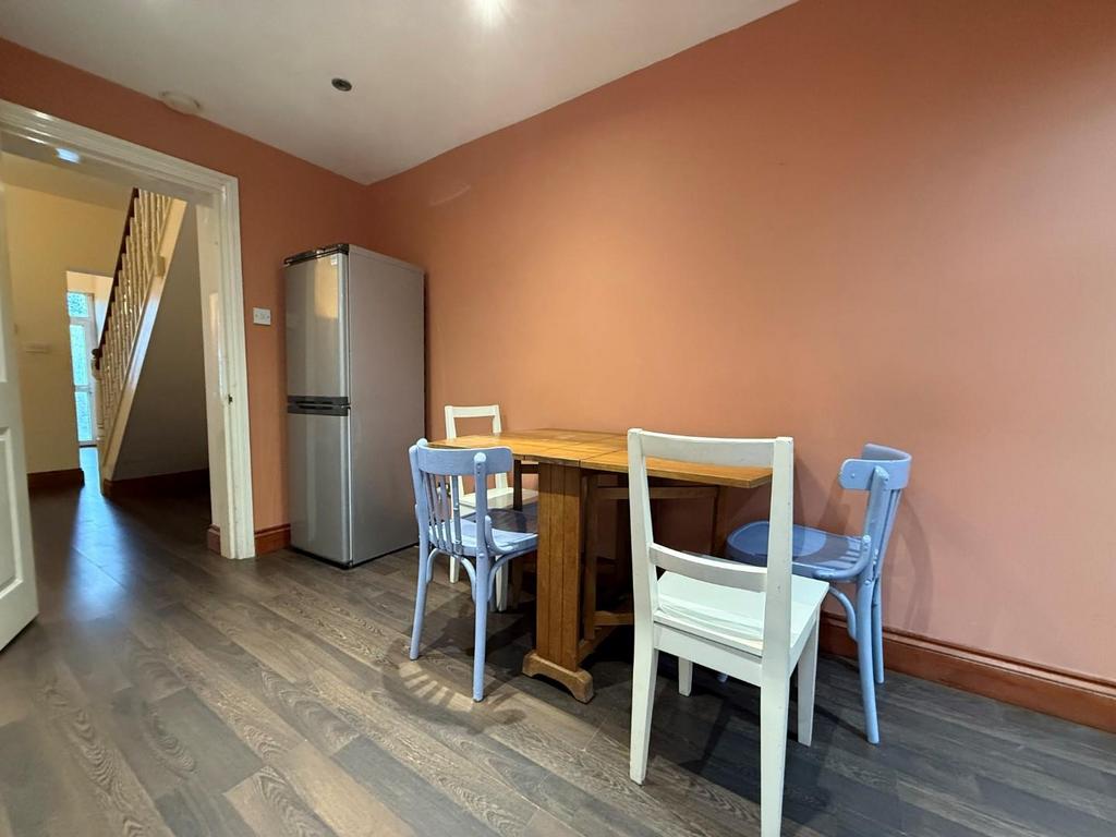 Dining area.jpg