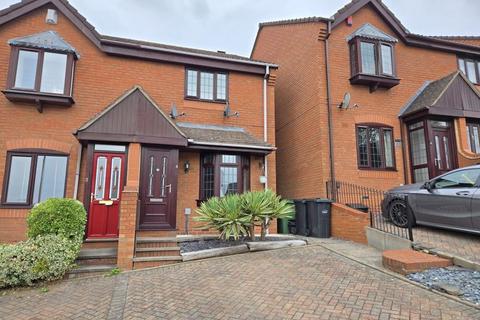 4 Gideons Close, Dudley, DY3 2HY