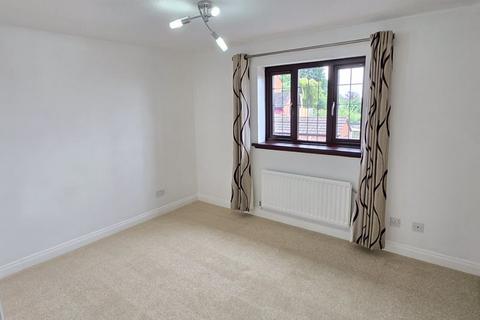 4 Gideons Close, Dudley, DY3 2HY