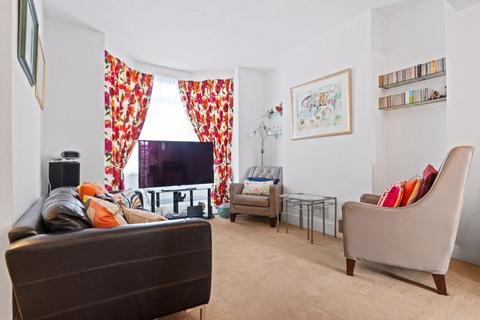 10 Kings Road, Sutton, SM2 6DG