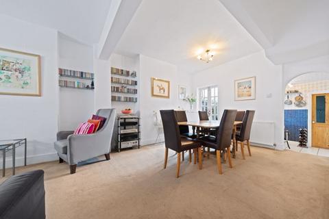 10 Kings Road, Sutton, SM2 6DG