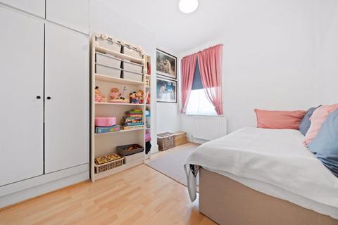 10 Kings Road, Sutton, SM2 6DG