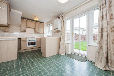 3 bedroom terraced house to rent, Millennium Way, Cirencester