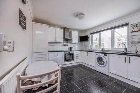 3 bedroom end of terrace house for sale, Lightfoot Lawn, Southsea