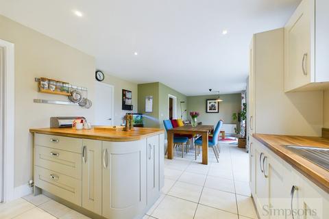 5 Brind Close, Steventon, Abingdon, OX13 6FG