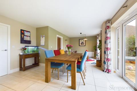 5 Brind Close, Steventon, Abingdon, OX13 6FG