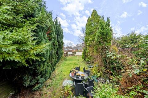 14 Portnalls Close, Coulsdon, CR5 3DB