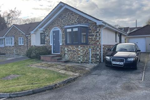 3 bedroom bungalow to rent, Marks Drive, Bodmin PL31