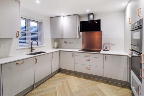3 bedroom semi-detached house to rent, Rope Leys, Bedford MK42