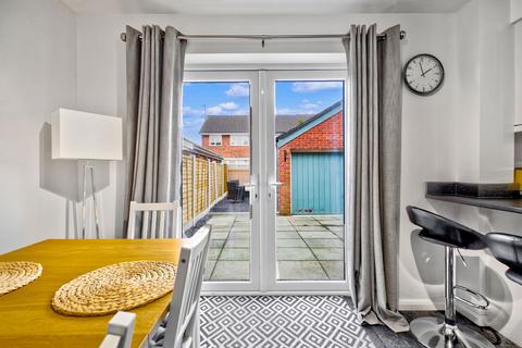 105 Sandy Lane, Saltney, Chester, CH4 8UA