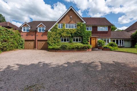 5 bedroom detached house for sale, Worcester Road, Hackmans Gate DY9