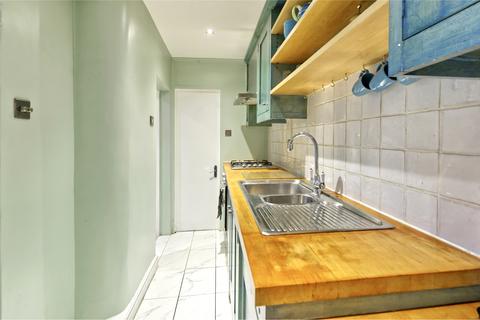 1 bedroom flat for sale, Emperors Gate, London SW7