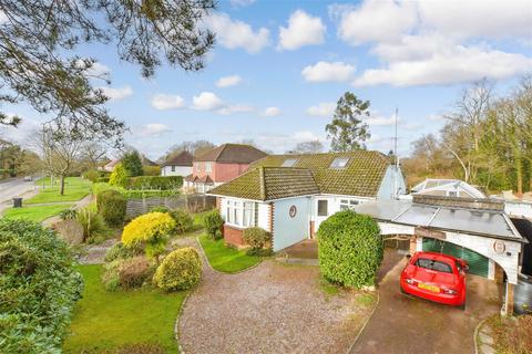 2 bedroom chalet for sale, Weatherhill Road, Smallfield, Surrey