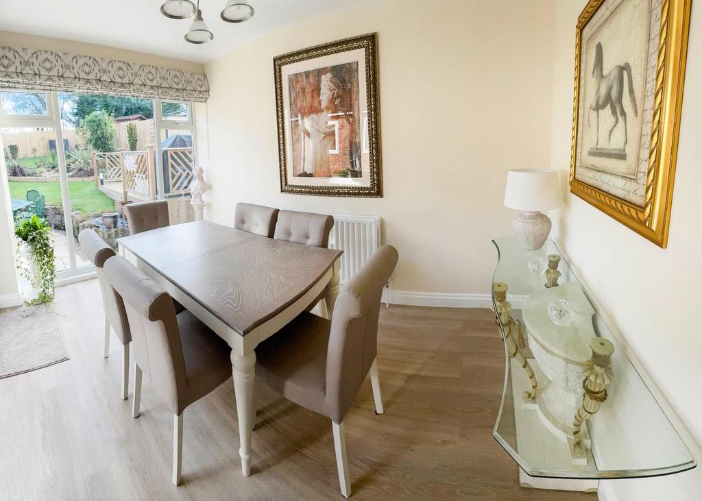 9 dining room.jpg