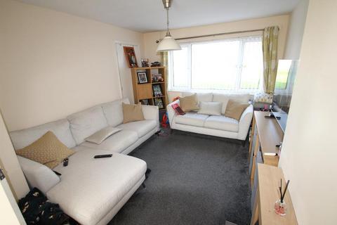 3 bedroom semi-detached house to rent, Bletchley, Milton Keynes MK3