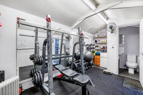 46 Mayfield Avenue, London, W13 9UR
