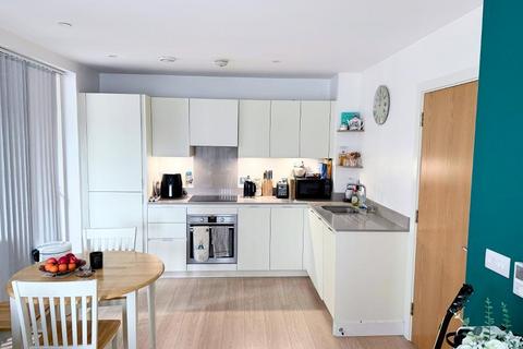 1 bedroom flat for sale, Cherry Orchard Road, Croydon, CR0 6FH