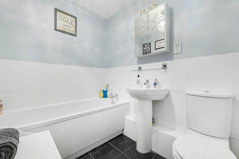 6 Laurence Rise, Dartford, DA2 6FX